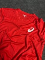 تیشرت ورزشی مردانه اسیکس ASICS مدل Running تنفسی - قرمزASICS Men’s Sports T-Shirt - Image 3