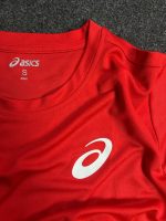 تیشرت ورزشی مردانه اسیکس ASICS مدل Running تنفسی - قرمزASICS Men’s Sports T-Shirt - Image 5