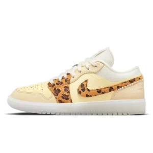 کتونی اورجینال Air Jordan 1 Low SNKRS Day