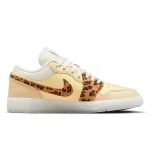 کتونی اورجینال Air Jordan 1 Low SNKRS Day - Image 4