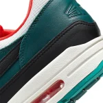 کتونی اورجینال Nike Air Max 1 x LeBron James Liverpool FC - Image 6