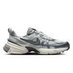 کتونی اورجینال Nike V2K Run - Image 4