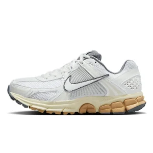 کتونی اورجینال Nike Zoom Vomero 5