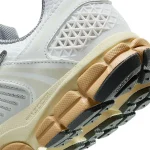 کتونی اورجینال Nike Zoom Vomero 5 - Image 9