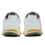 کتونی اورجینال Nike Zoom Vomero 5 - Image 10