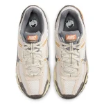 کتونی اورجینال Nike Zoom Vomero 5 - Image 3