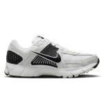 کتونی اورجینال Nike Zoom Vomero 5 - Image 4