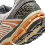 کتونی اورجینال Nike Zoom Vomero 5 - Image 6